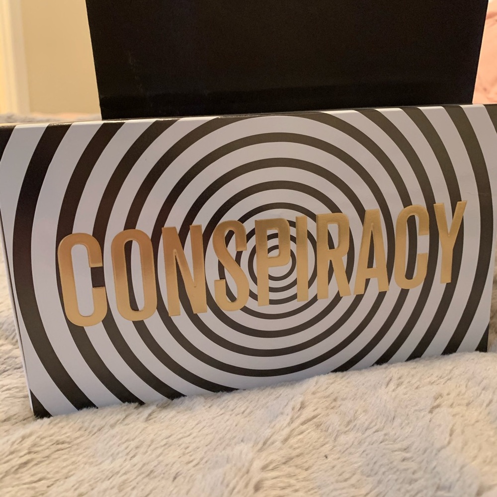 Shane Dawson x Jeffree Star Conspiracy Palette